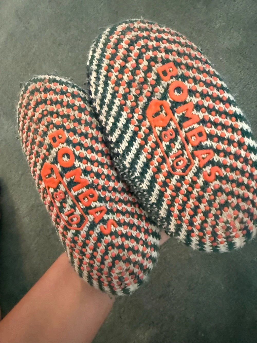 Bombas Slippers Sizes 8-10